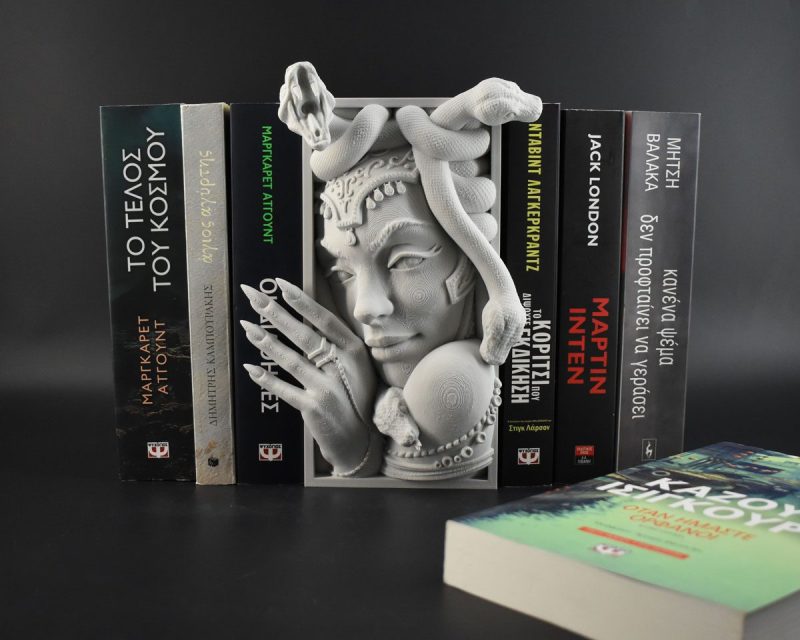 Medusa Book Nook - Image 7